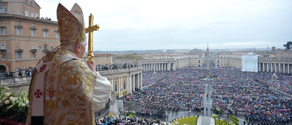 Le-Vatican-se-rachete-une-conduite